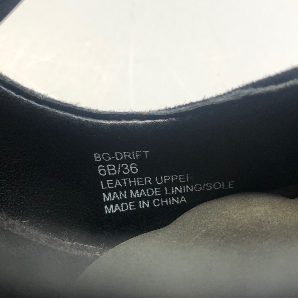 BCBG Heels - Picture 7 of 7